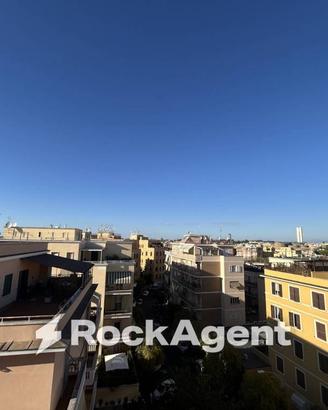 Attico / Mansarda di 30 m² con 1 locale a Roma