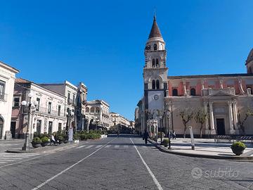 Acireale centro app.to nobiliare  mq 350 piano 1°