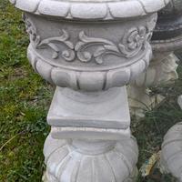 Calici vari soggetti in cemento e polvere di marmo