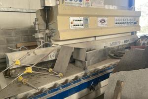 Macchina lucida a coste