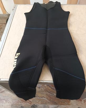 Tuta Mares due pezzi  taglia 6 da 5mm 