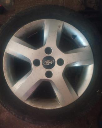 cerchi con gomme Ford R15