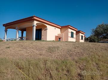 3 Unità Immobiliari e Terreno Agricolo circostante