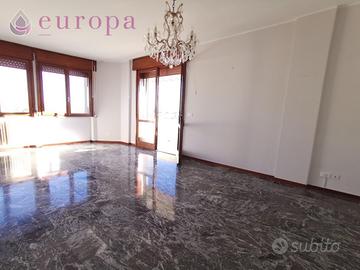 Luminoso app.to in zona centrale di Sacile