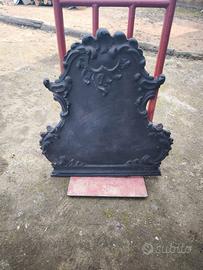 piastra di camino antica