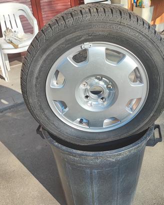 Cerchio e gomma nuovi 205-60-15 91V