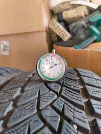 215 55 17 invernali goodyear 