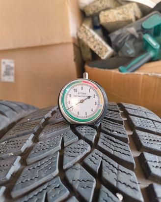215 55 17 invernali goodyear 
