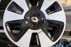 Set 4 borchie Renault Twingo 2014>