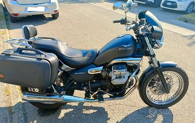 MOTO GUZZI NEVADA 750