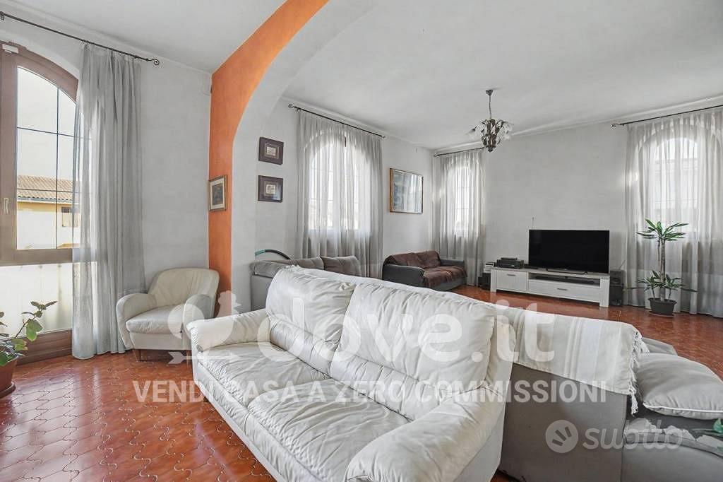 Appartamento di 230 m² con 5 locali a Calcinaia - Vista 3
