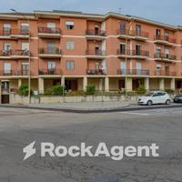 ASTI - 93MQ CON BOX IN ZONA NORD