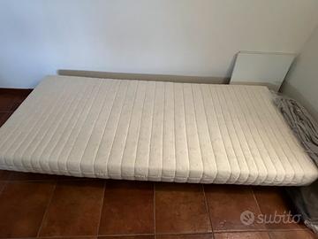 Letto alla turca