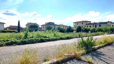 Terreno di 700 m² a Foligno