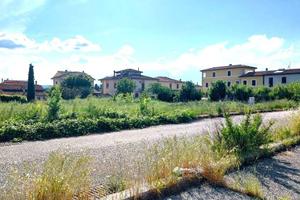 Terreno di 700 m² a Foligno