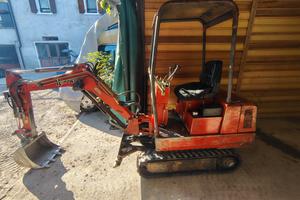 Miniescavatore Hinowa 13q.li