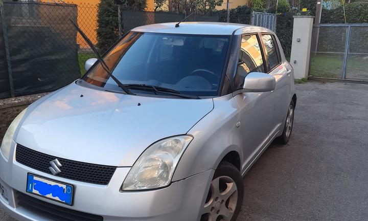 Suzuki Swift 1.3 GLX 2005