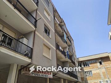 Appartamento di 100 m² con 3 locali a Bovalino