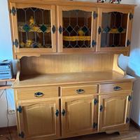 Credenza in legno massiccio