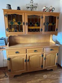 Credenza in legno massiccio