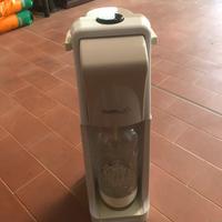 Gasatore per far acqua gasata