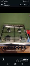 cucina componibile con elettrodomestici 
