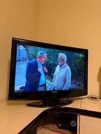 Televisore 32 pollici