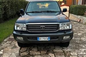 TOYOTA Land Cruiser 100 AUTOCARRO - 2001