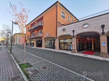 Negozio Casaleone [16VCG]