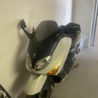 T Max