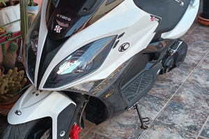 Scooter kimko xciting R 500