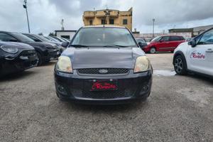 FORD Fiesta 1.2 16V 3p. Clever