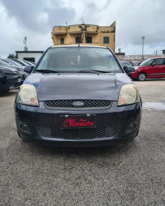 FORD Fiesta 1.2 16V 3p. Clever