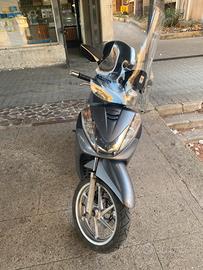 Sh 300