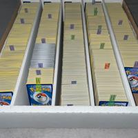 200 Carte pokemon italiane