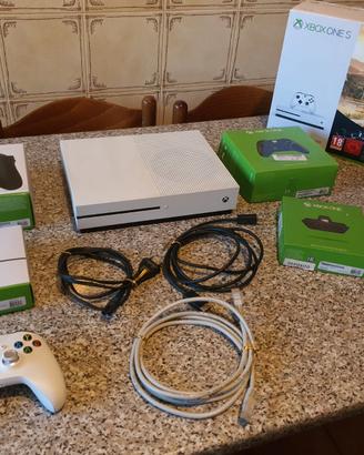 Xbox One S 1TB - Controller Day One Edition
