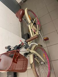 Bicicletta donna vintage crema e rosa