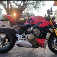 Ducati streetfighter V4S