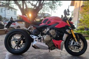 Ducati streetfighter V4S