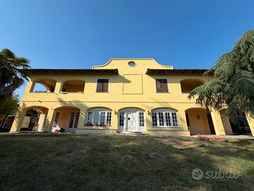 Villa indipendente con terreno a monteu roero