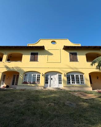 Villa indipendente con terreno a monteu roero