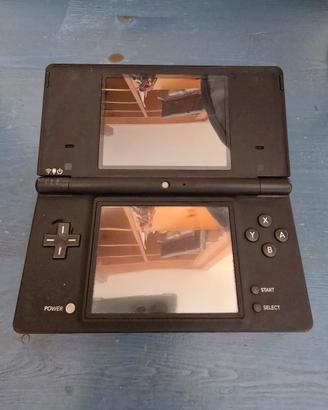 Nintendo DSi 