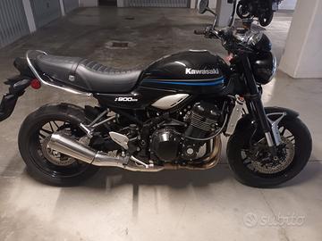 Splendida moto KAWASAKI Z900RS