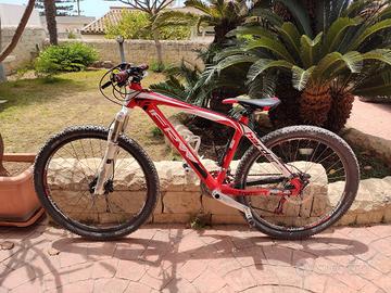 Bici MTB FRW in carbonio