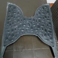 pedana Aprilia Scarabeo 50 