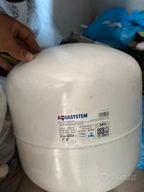 Vaso di espansione per autoclave o sanitario
