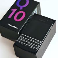 Blackberry Q10 + Scatola e Accessori - COME NUOVO