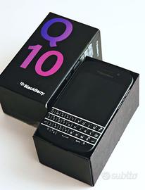 Blackberry Q10 + Scatola e Accessori - COME NUOVO