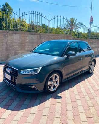 Audi A1 Sportback 1.4 TDI 90cv S-Tronic S-Line