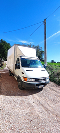 Iveco Daily cassone rigido